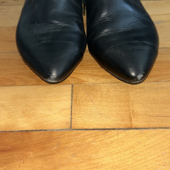 Italian Patent Flat based shoe - Picture 3 of 3